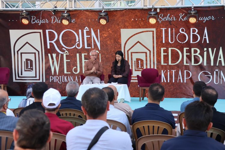 Tuşba Edebiyat ve Kitap Günleri Yoğun Katılımla Devam Ediyor