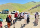 Gürpınar'da Makam Değil, Mahalle Odaklı Belediyecilik: Eş Başkanlar Halkın Ayağına Gidiyor