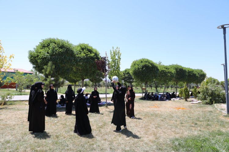 Geleneksel Oyunlar Fidanlık Parkı'nda Canlandı